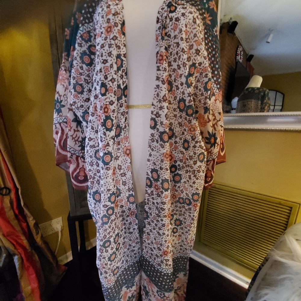Sheer kimono / Swimsuit cover up